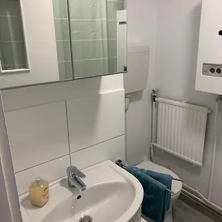 Grosse Moderne Ferienwohnung, Zentrale Ruhige Lage Apartment Kassel