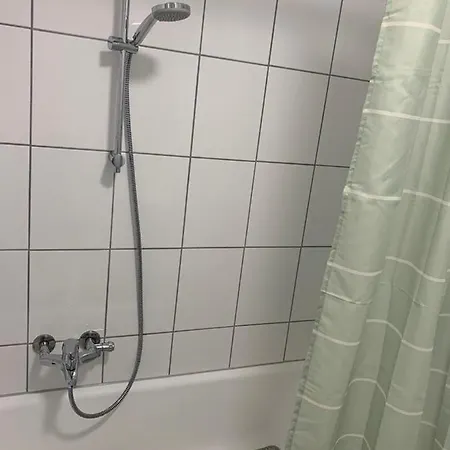 Apartment Grosse Moderne Ferienwohnung, Zentrale Ruhige Lage